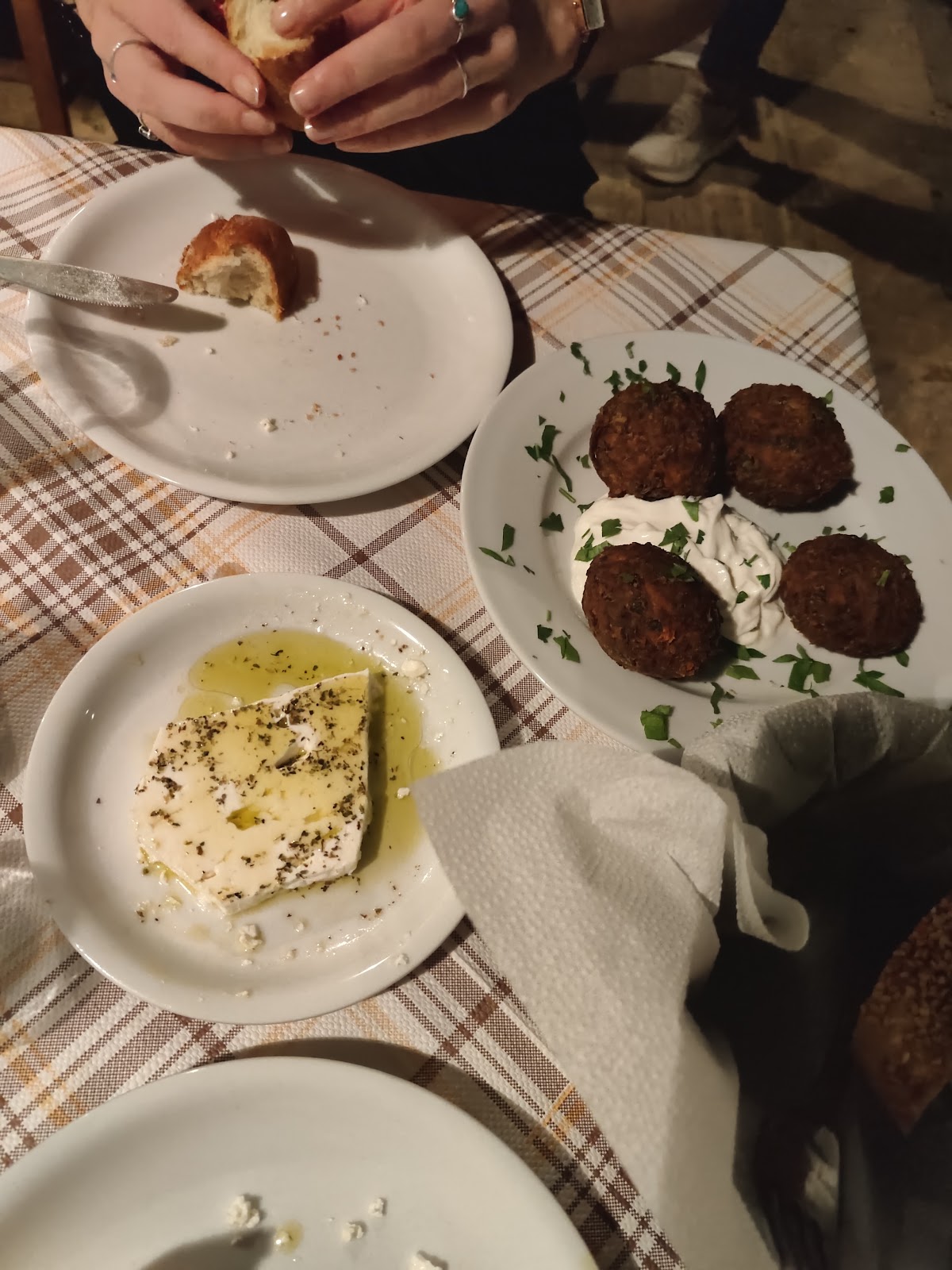 Πιάτα με μεζέδες