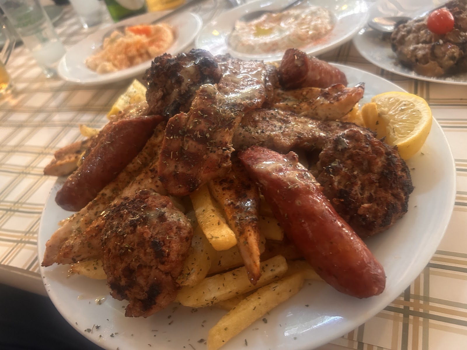 Πιατέλα με κρεατικά