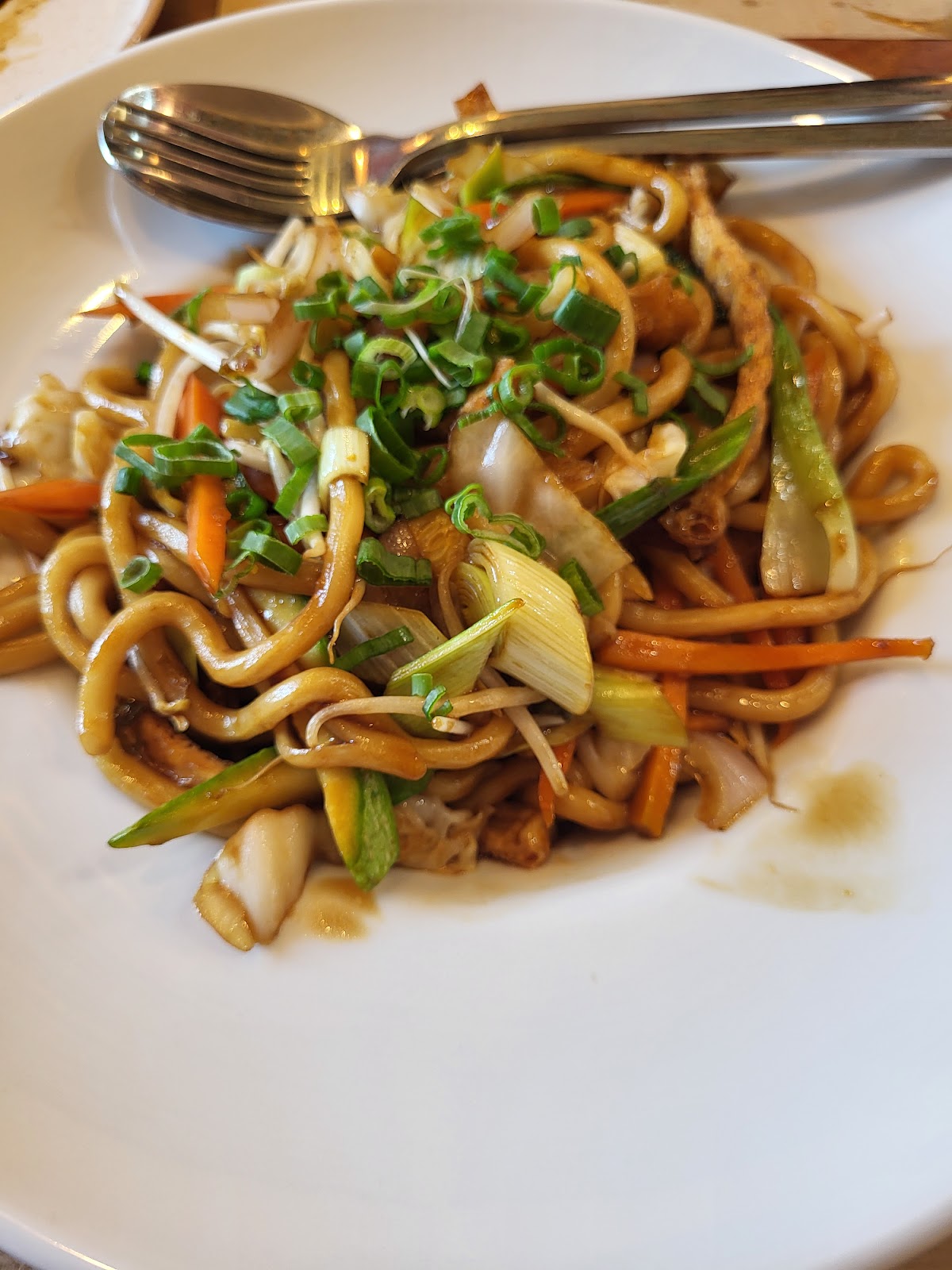 Τηγανητά noodles με λαχανικά
