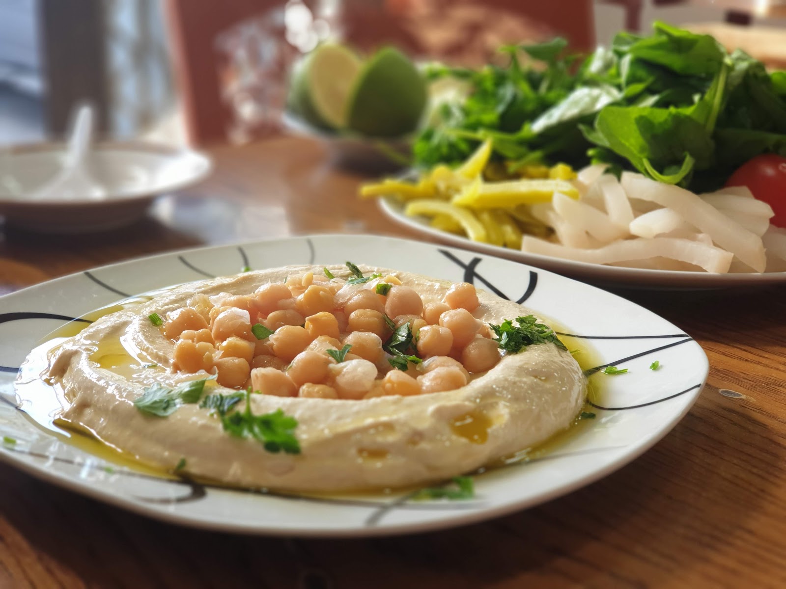 Hummus, crowned