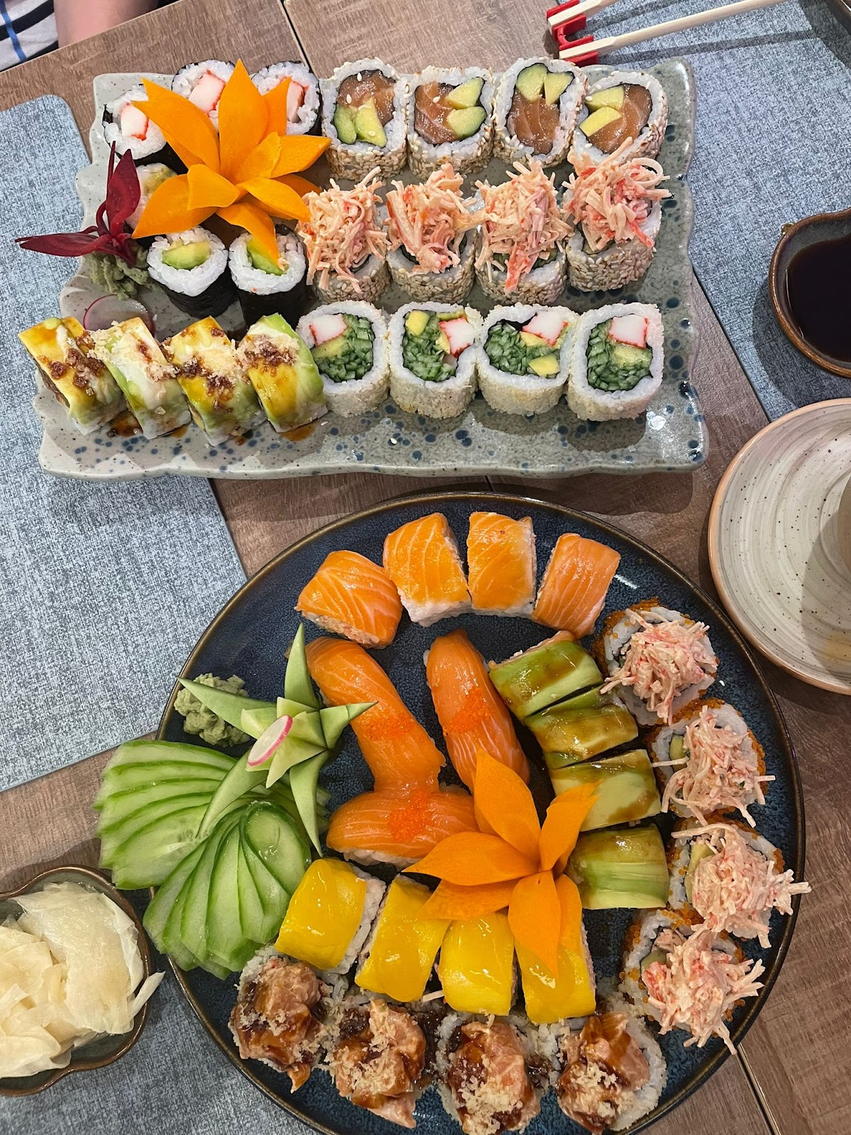 The open-sushi platter