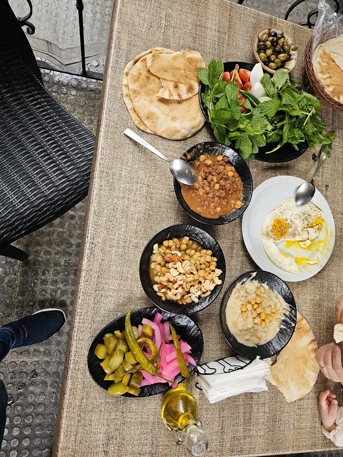 Le Professeur breakfast spread