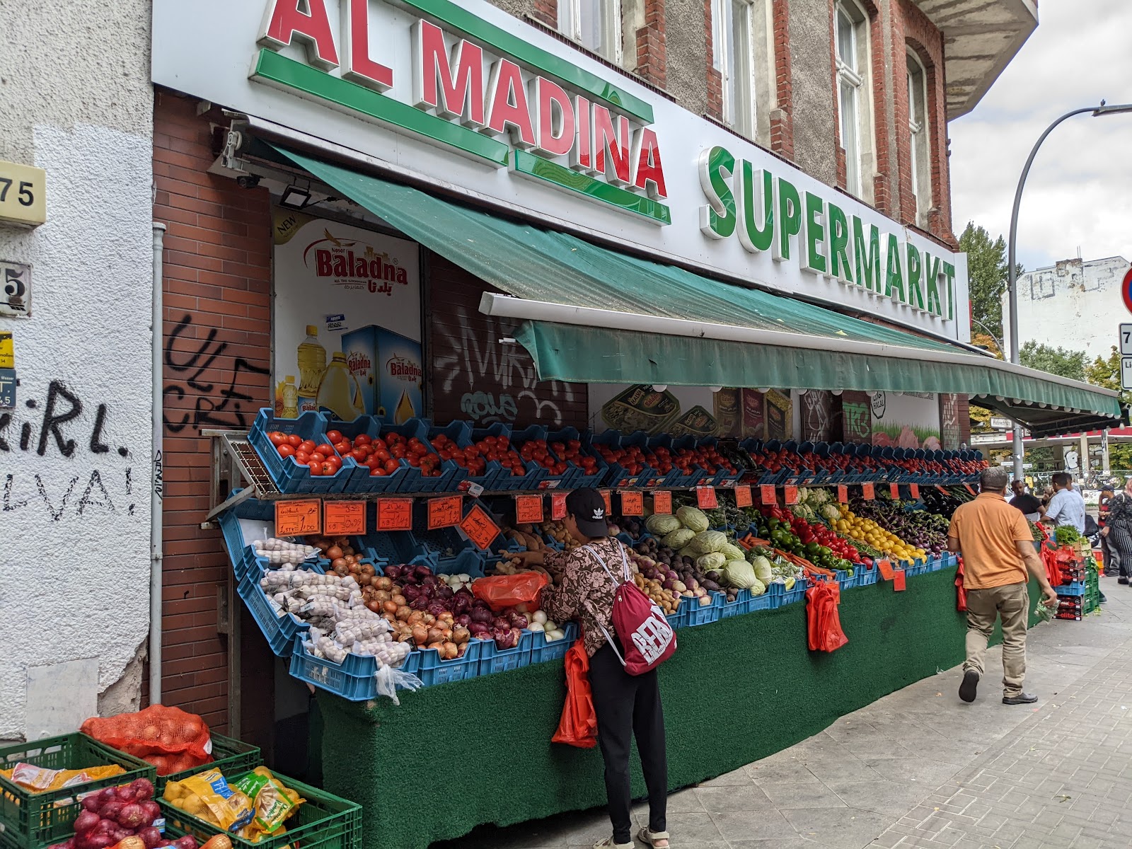 Al-Madina Supermarkt an der Sonnenallee 14