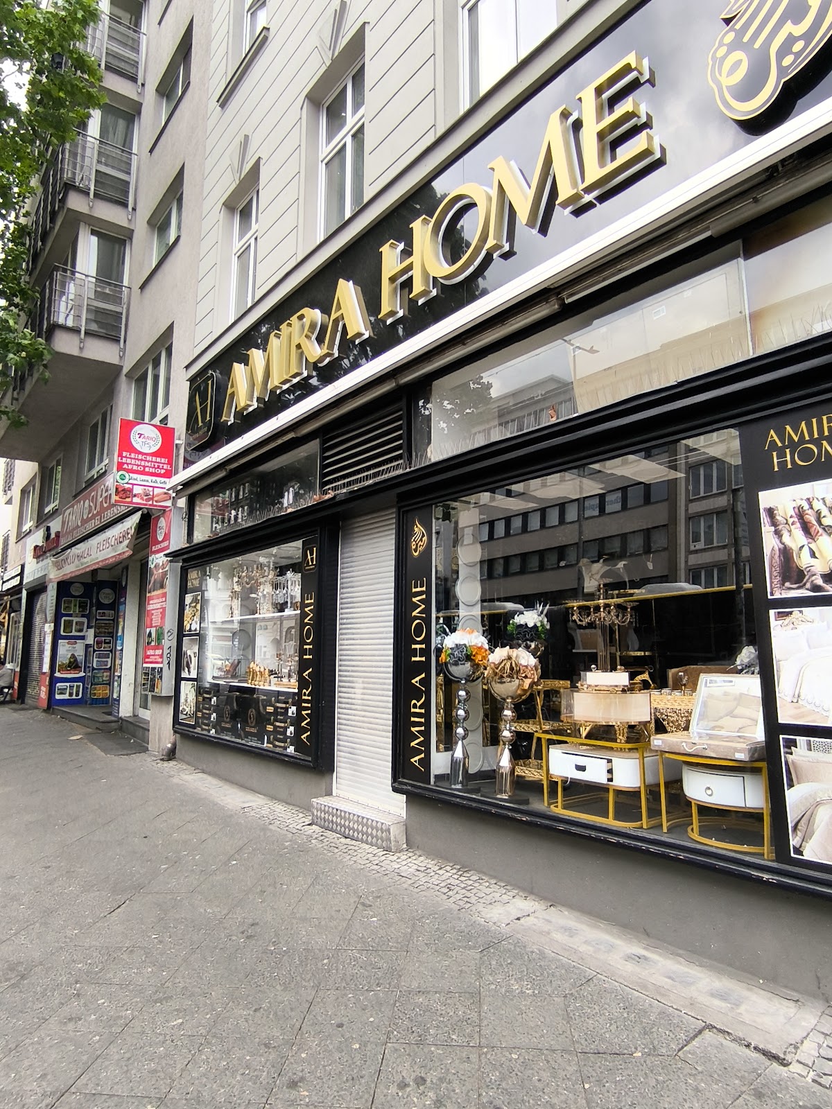 Amira Home — Wohnaccessoires im Schaufenster