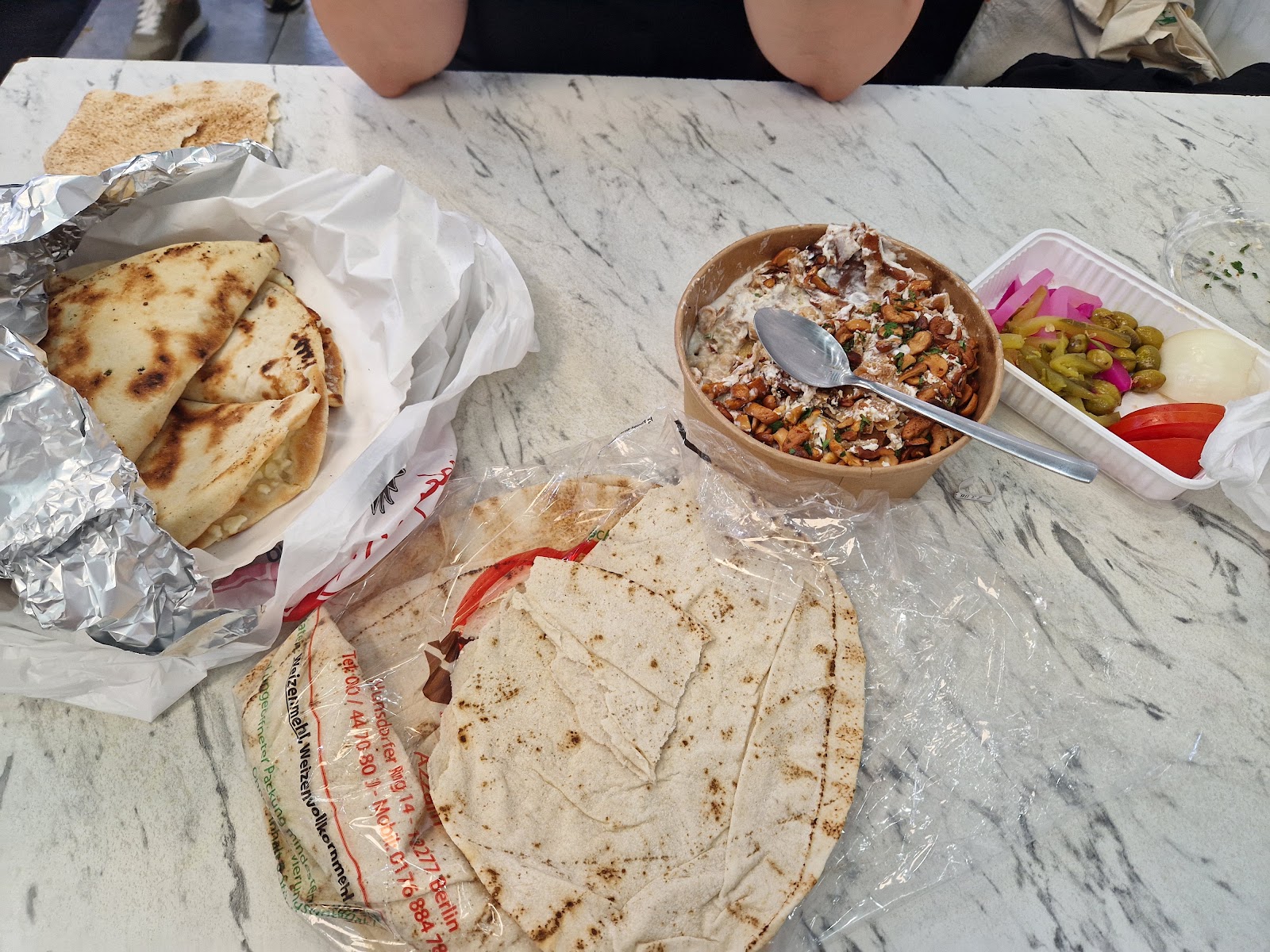 Fatteh und Beilagen zum Mitnehmen