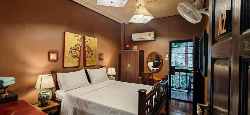 Inside Hoh Guesthouse
