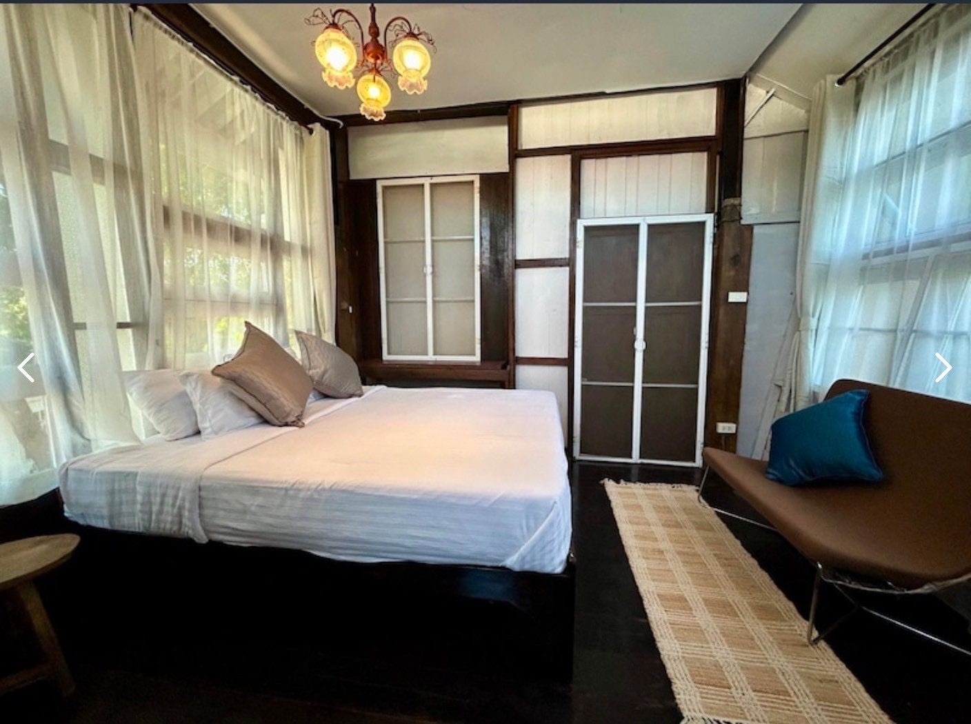 Teak-floored room at Ob-Un Homestay