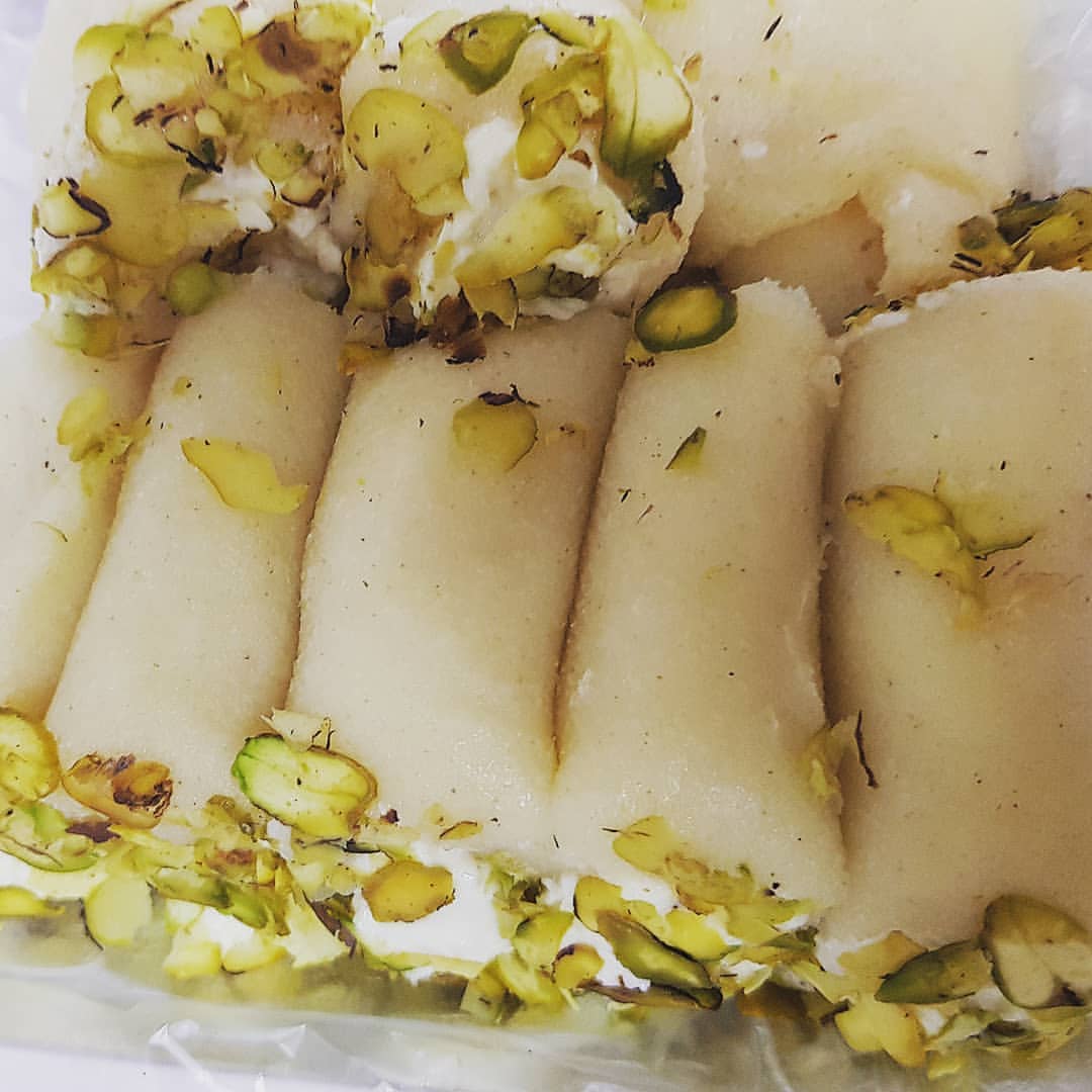 لفائف حلاوة الجبن بالفستق الحلبي — البيك