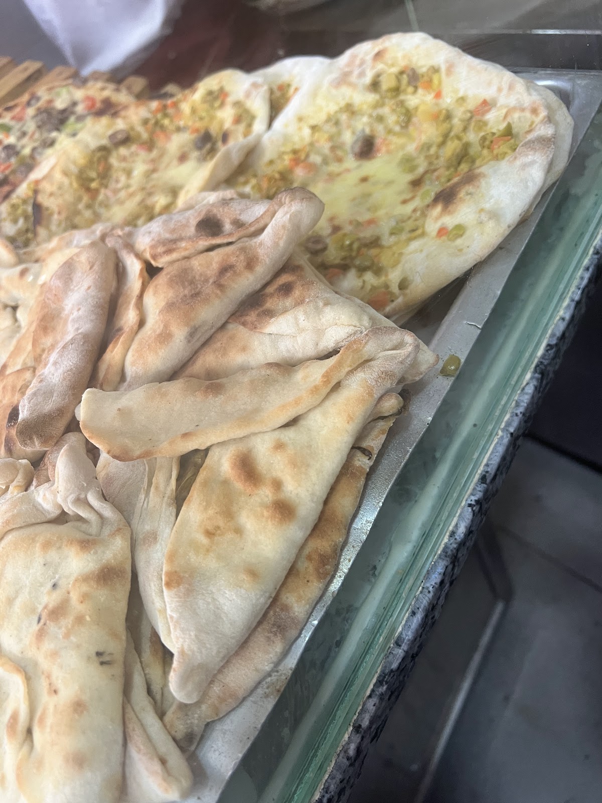 فطاير مشكلة من الفرن