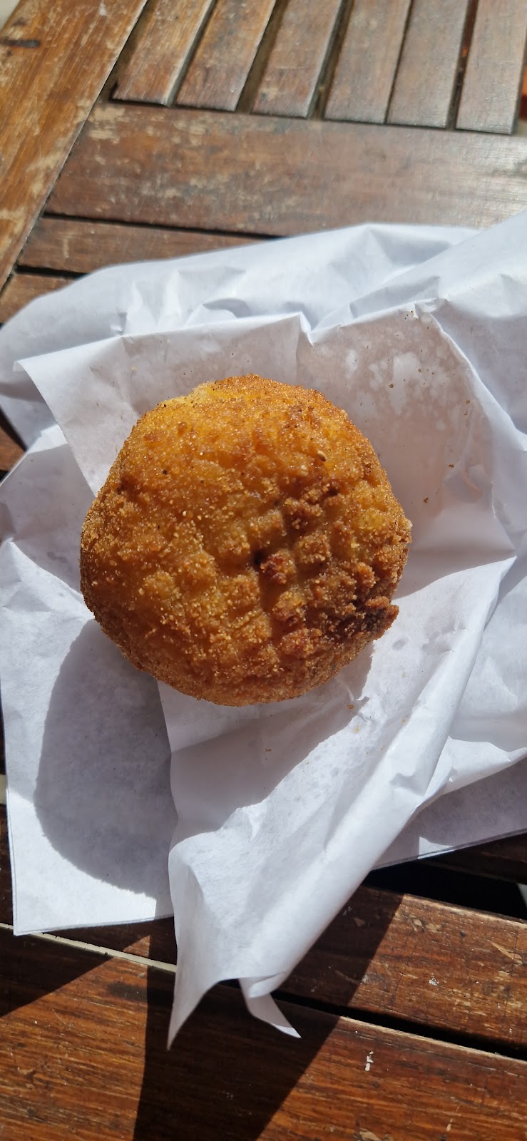 L'arancina appena fritta