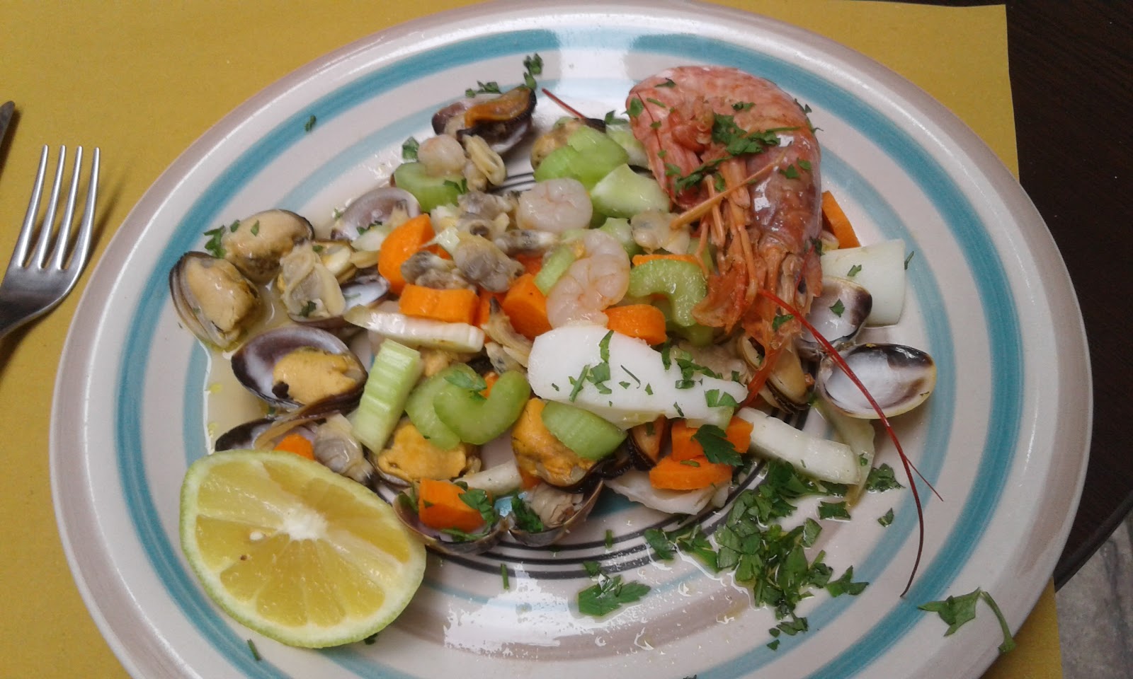 Insalata di mare con gambero rosso