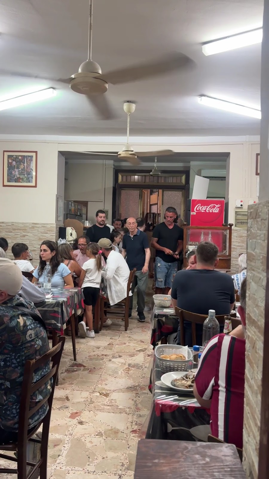 La sala di Da Pino a pranzo
