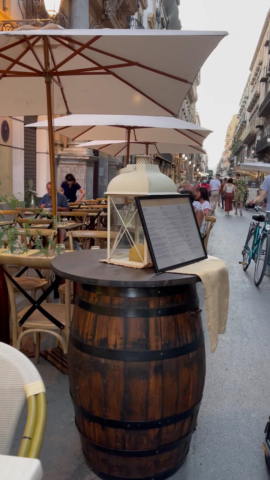 Al tavolo