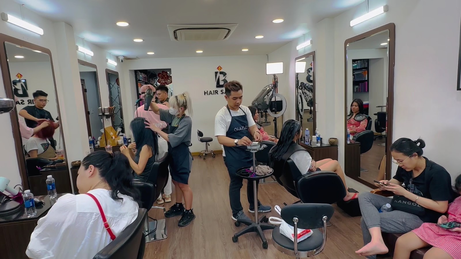 Salon