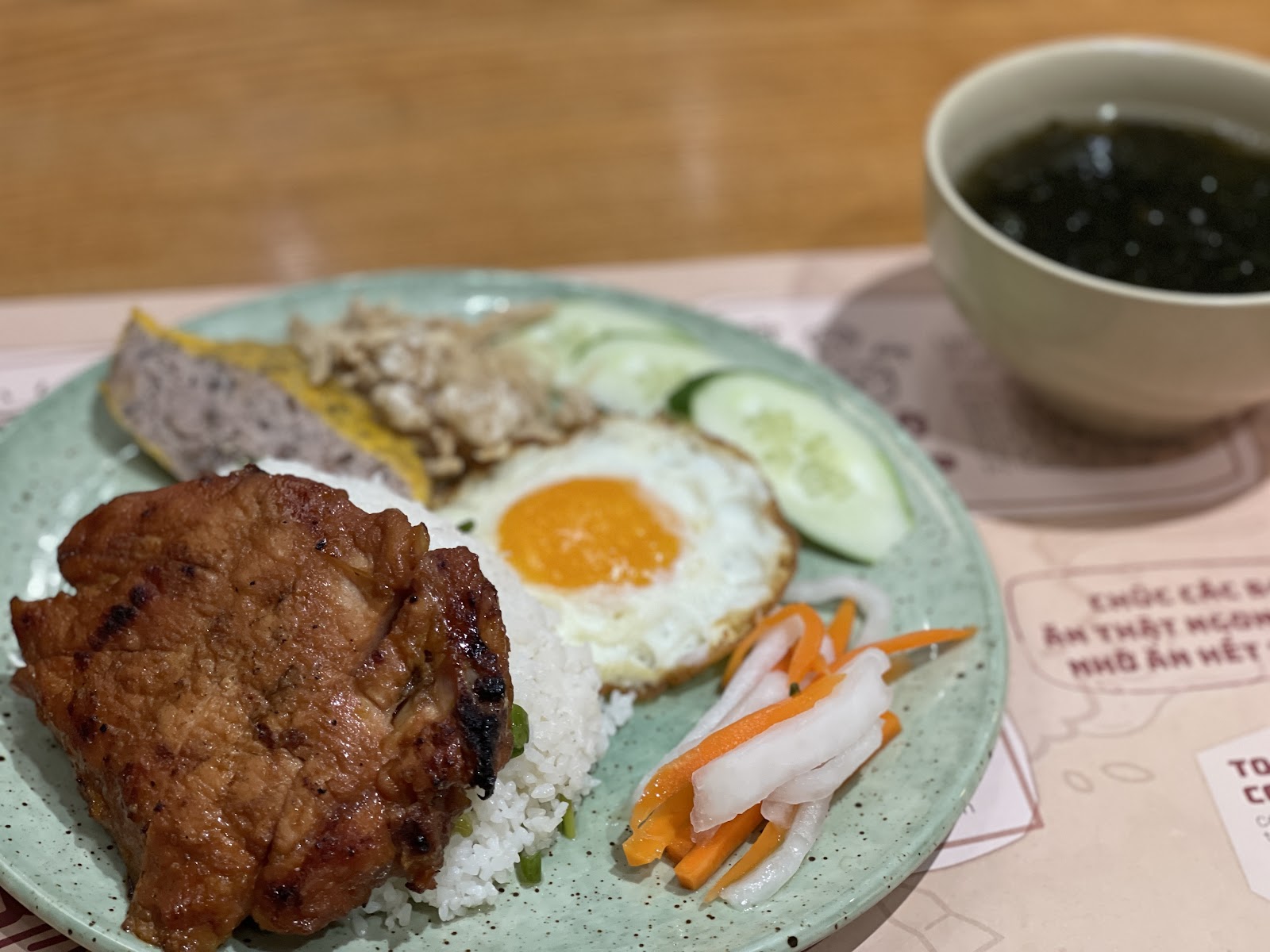 Dĩa cơm tấm Sà Bì Chưởng